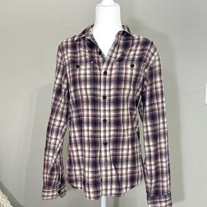 Long sleeve plaided flannel.